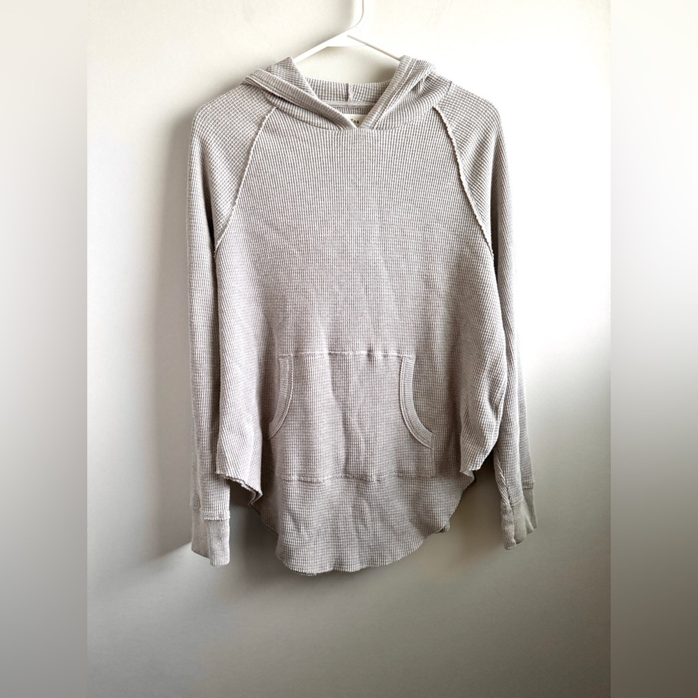 ARITZIA TNA Nevado Waffle Hooded Thermal Sweater, Ashen Grey, Medium - Picture 6 of 7